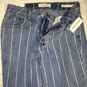 PacSun Mom Jeans (never worn!) size 26